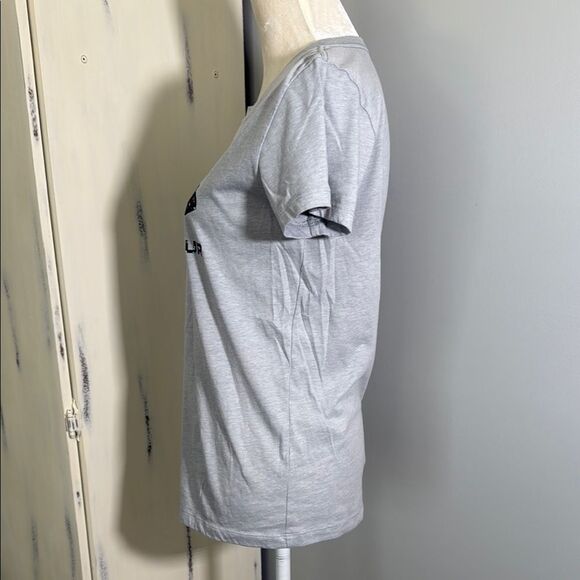 Under Armour Gray Tee Short Sleeve T-Shirt - Picture 3 of 5